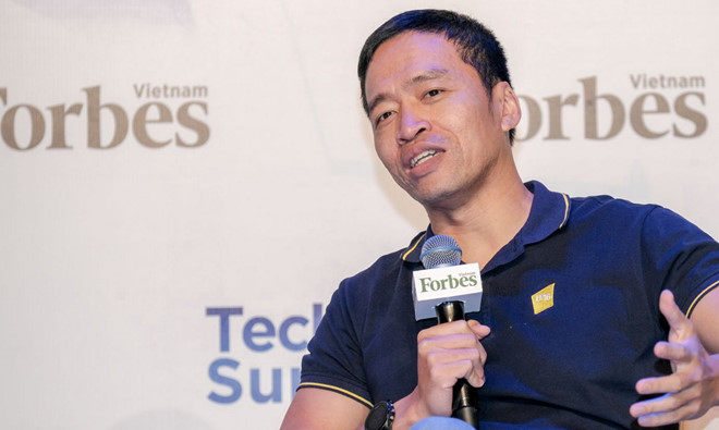 Lê Hồng Minh Vinagame chia sẻ về quản lý nhân sự VNG tại hội nghị Forbes